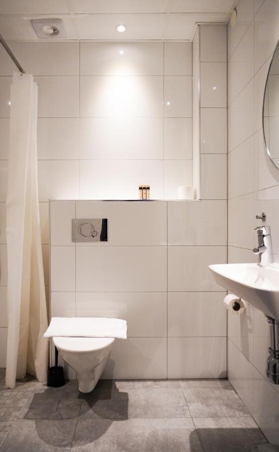 Asby Hotell Hallstahammar Екстериор снимка