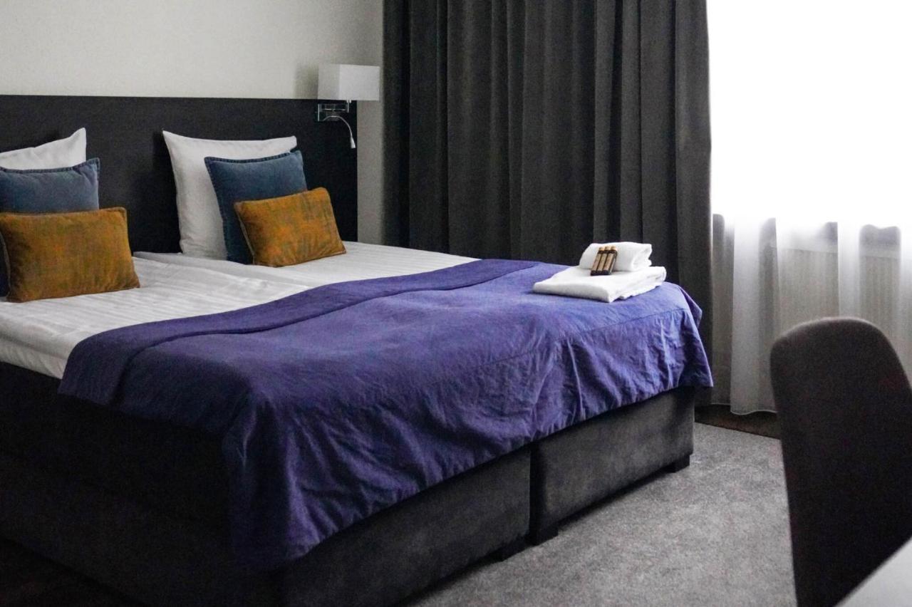 Asby Hotell Hallstahammar Екстериор снимка